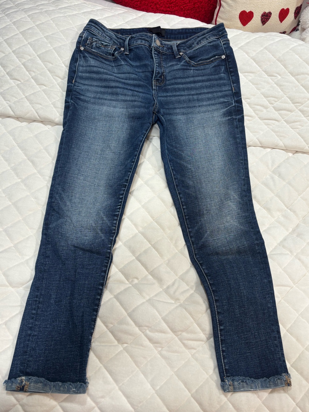 Buckle Women's Dark Blue Ankle Crop Jeans